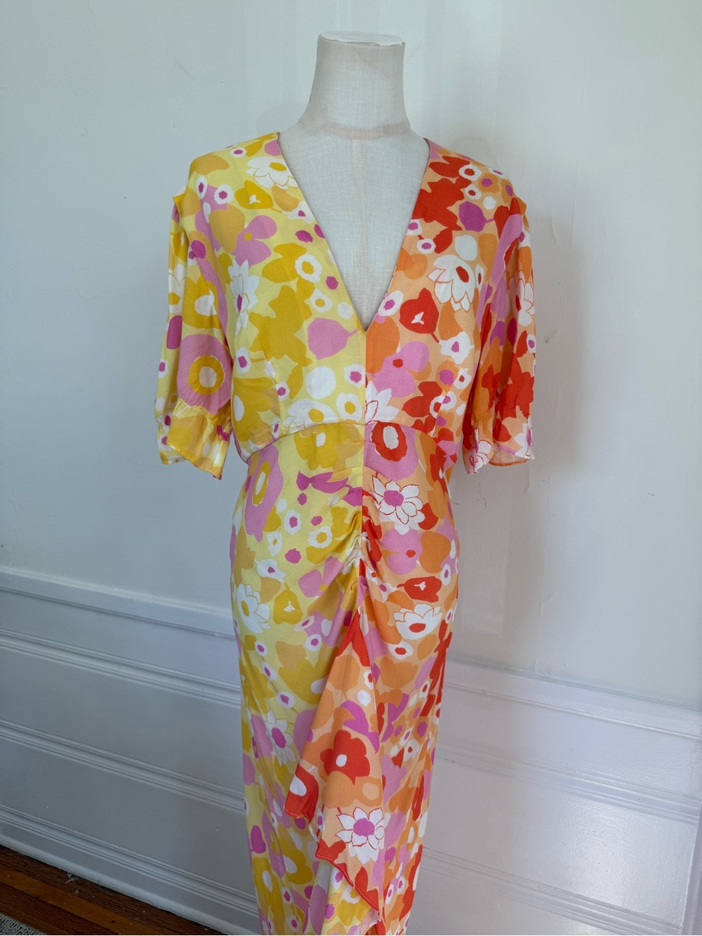 RIXO Ariel Floral Draped Midi Dress M - Picture 4 of 12